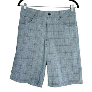 Travis Mathew 5 Pocket Shorts Mens 30 Blue Gray Plaid Stretch Golf Casual